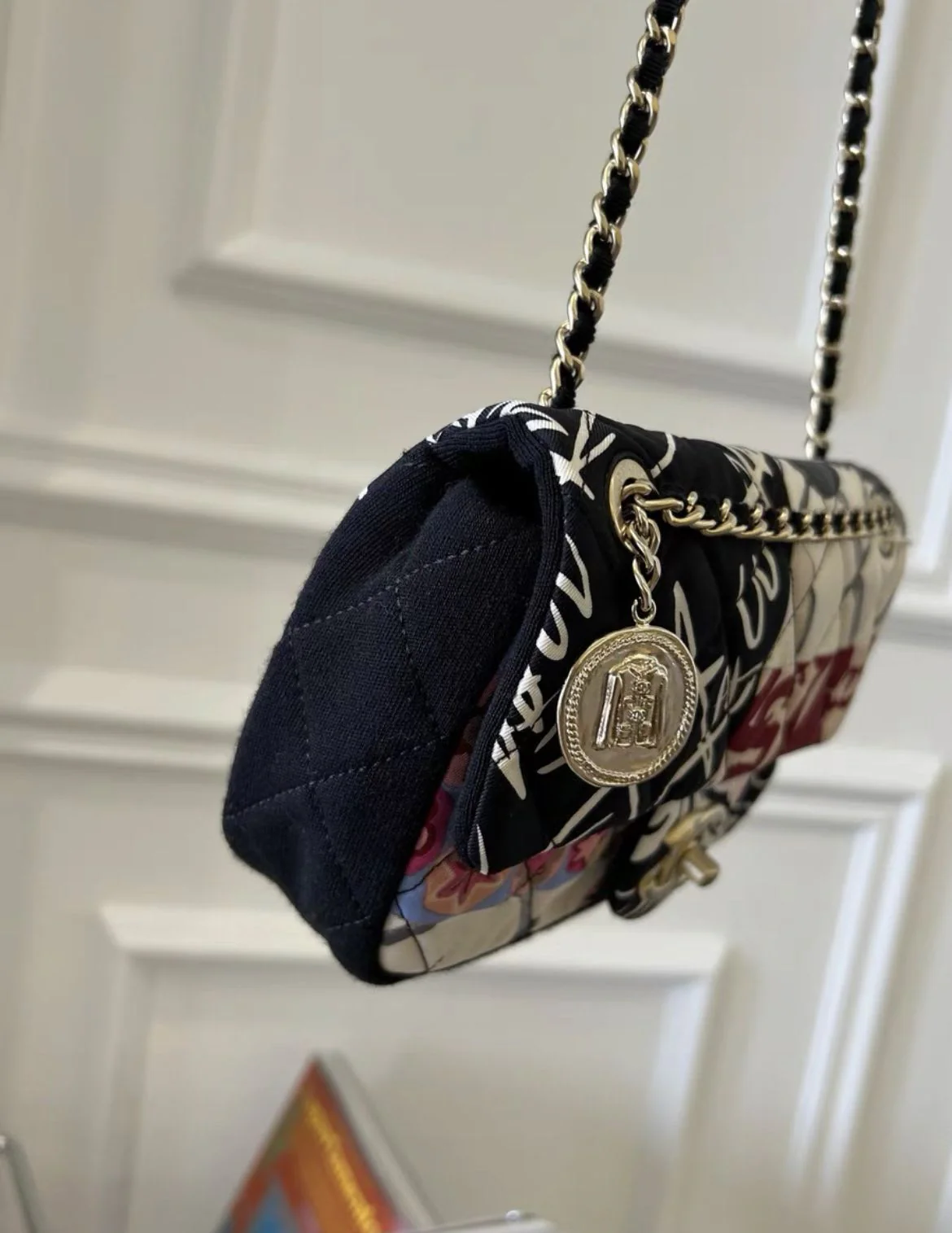 Rare Chanel floral graffiti coco badge chain bag - Image 4