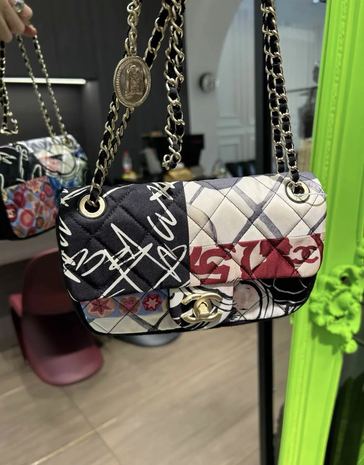 Rare Chanel floral graffiti coco badge chain bag - Image 5