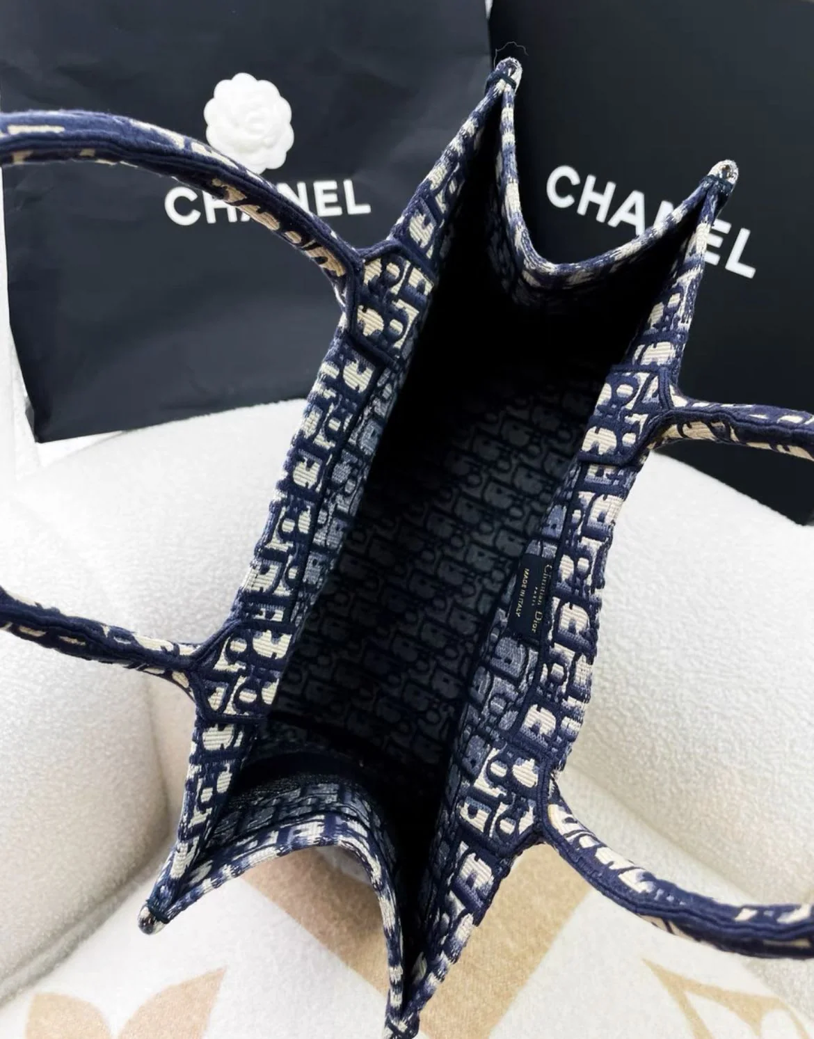 Dior classic popular blue presbyopic tote bag medium - Image 4