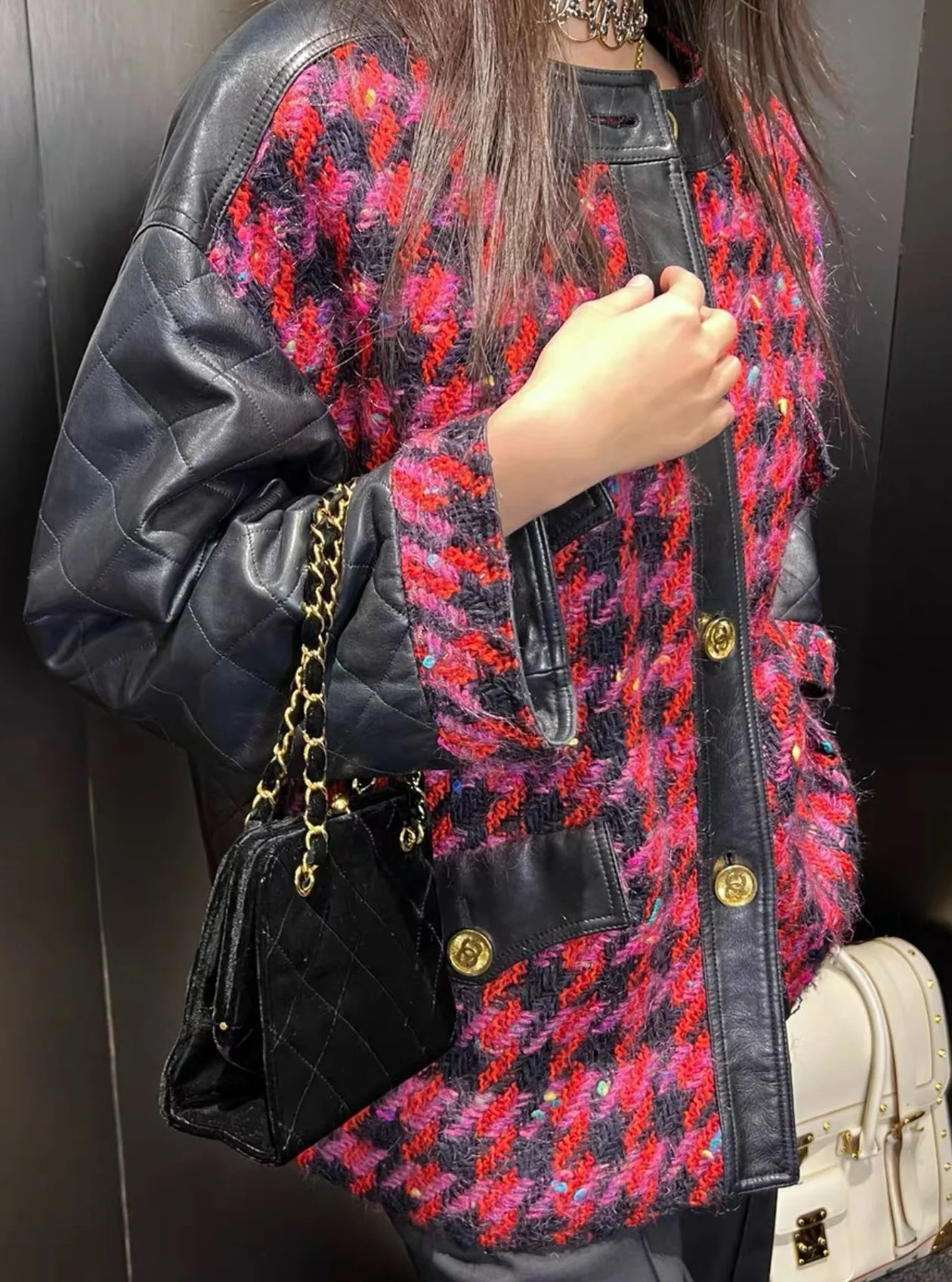 Chanel Vintage second-hand premium leather coat - Image 4