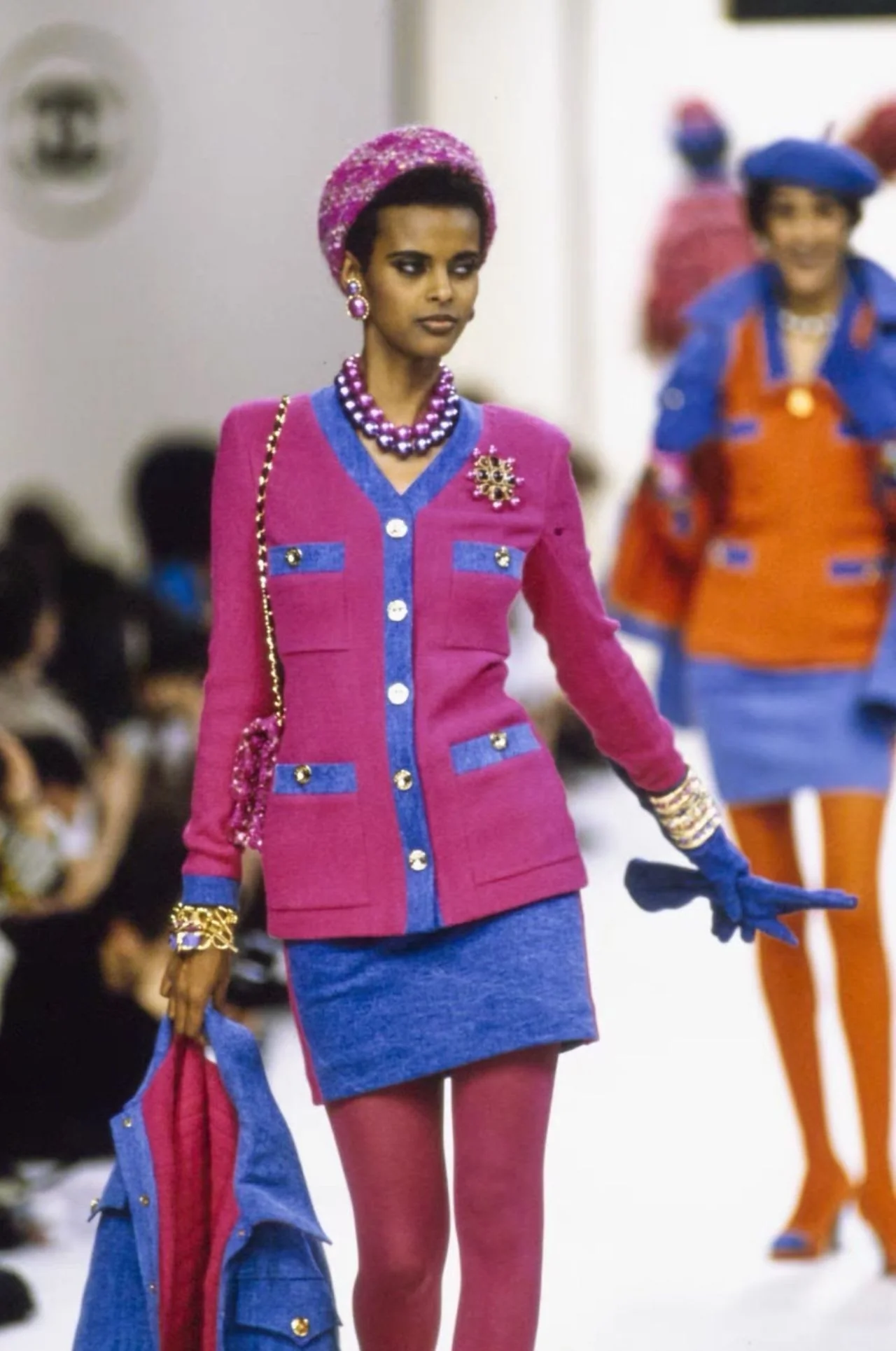 Vintage Chanel 1991 denim series suit - Image 4