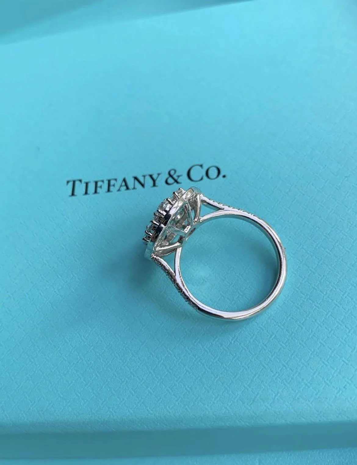 TIFFANY platinum diamond rose cut diamond ring - Image 3