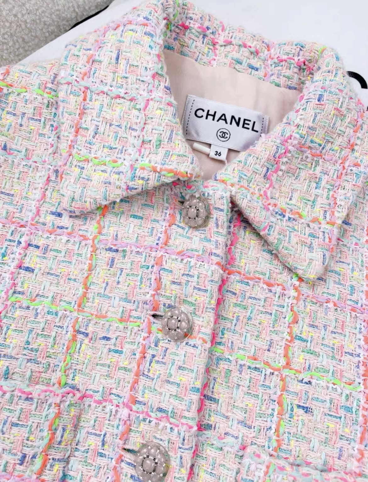 Chanel 24C colourful Tweed vest - Image 5