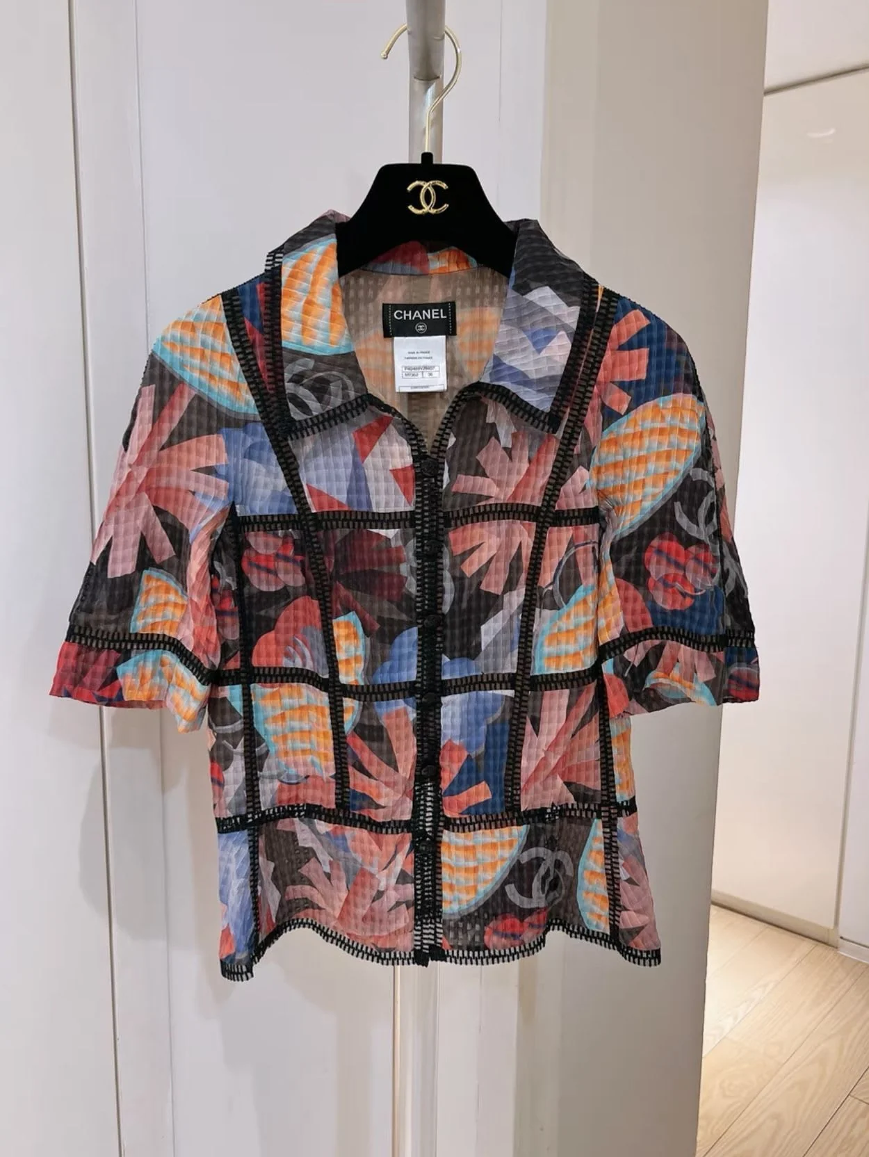Chanel colorful printed silk shirt and shirt set - Image 5