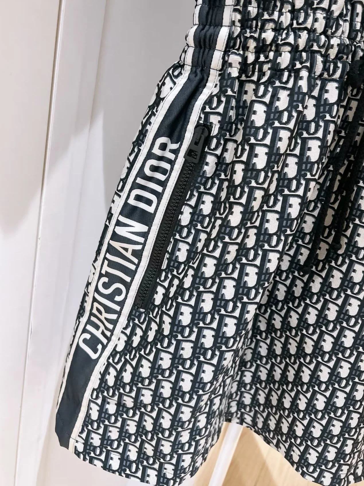 Christian Dior dress - Image 13