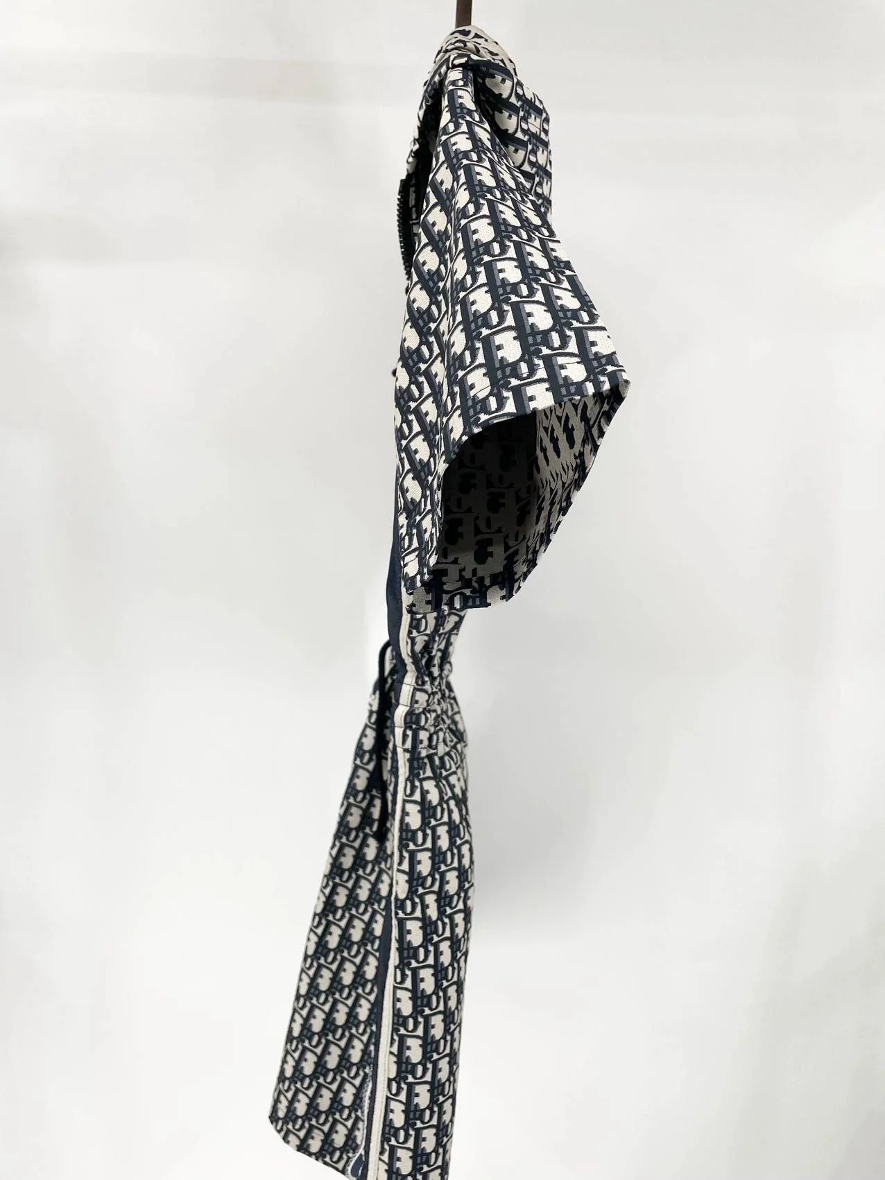 Christian Dior dress - Image 19