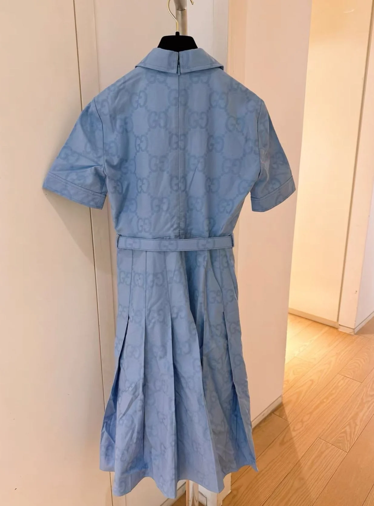 Gucci 23 full logo pleated dress s - Image 4