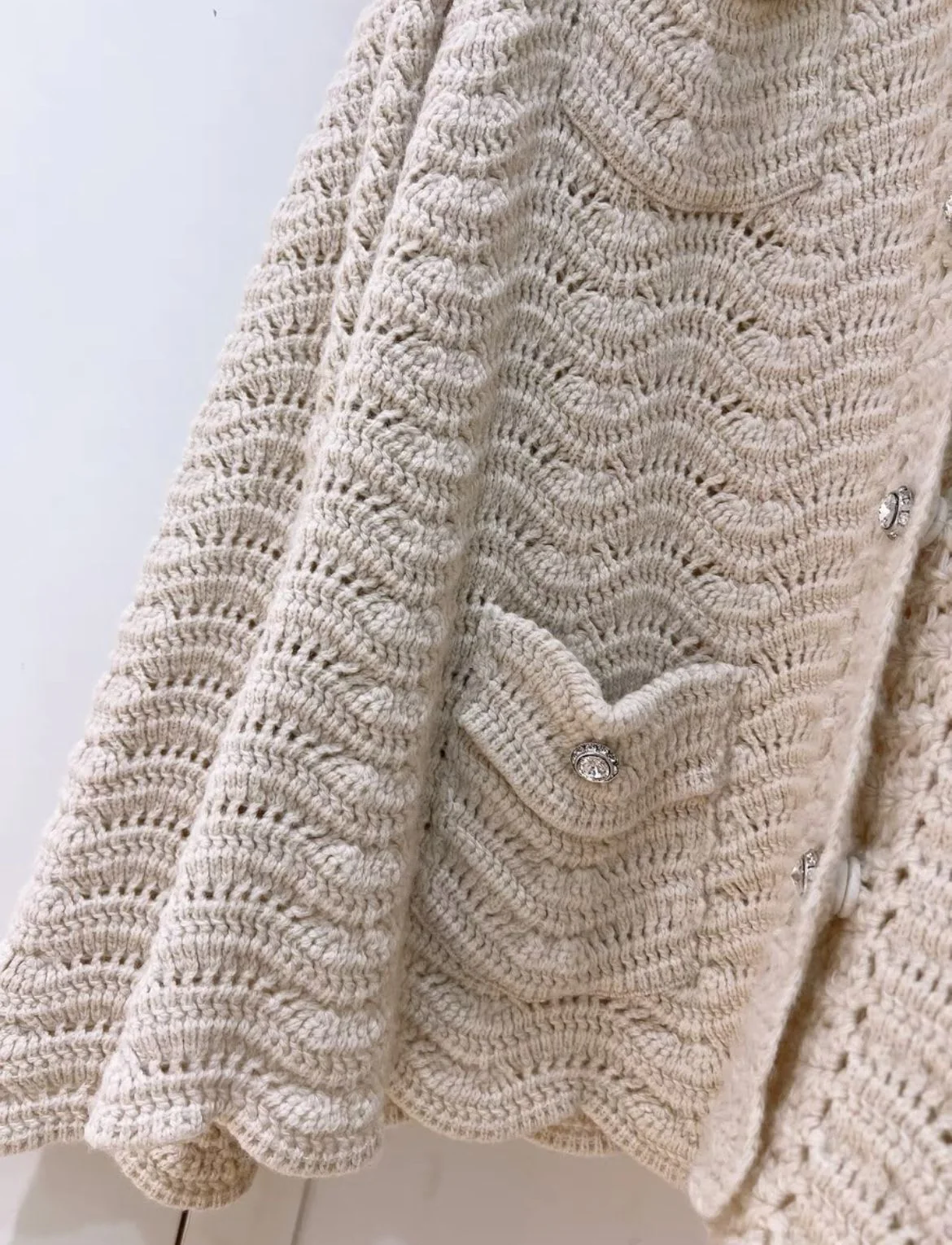 Gucci bright diamond button knitted cardigan - Image 5