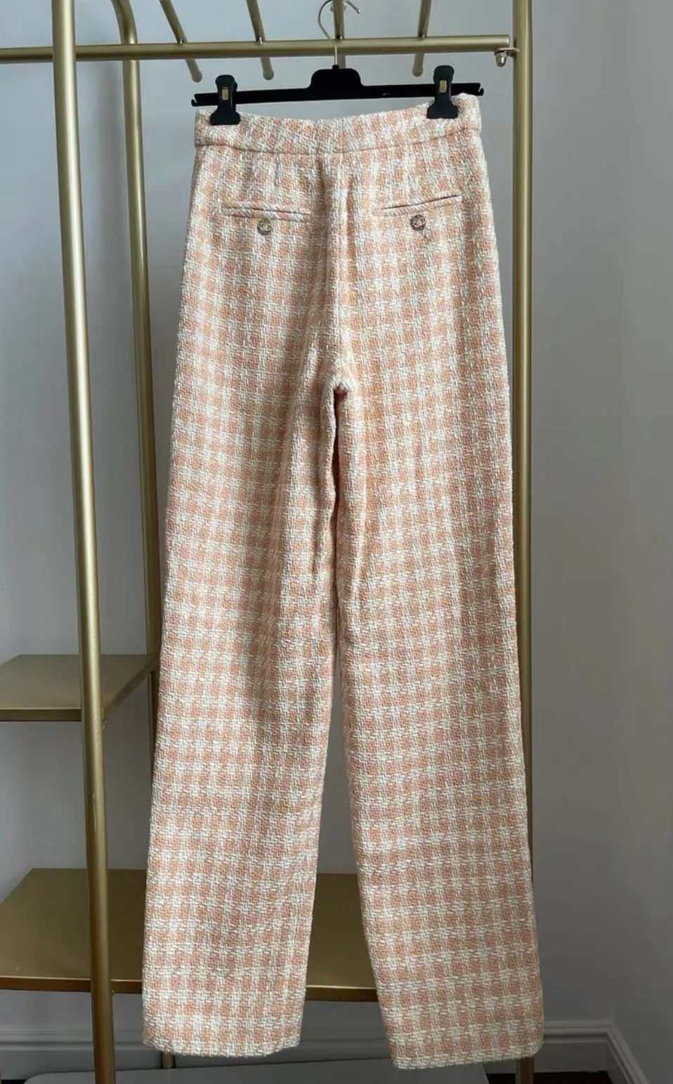 chanel 23s houndstooth light orange plaid pant - Image 5