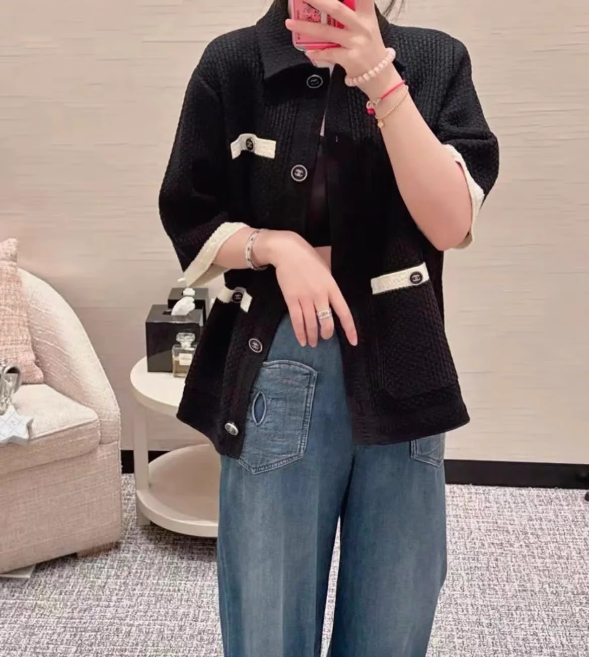 Chanel 24P black white edge knitted cardigan - Image 3