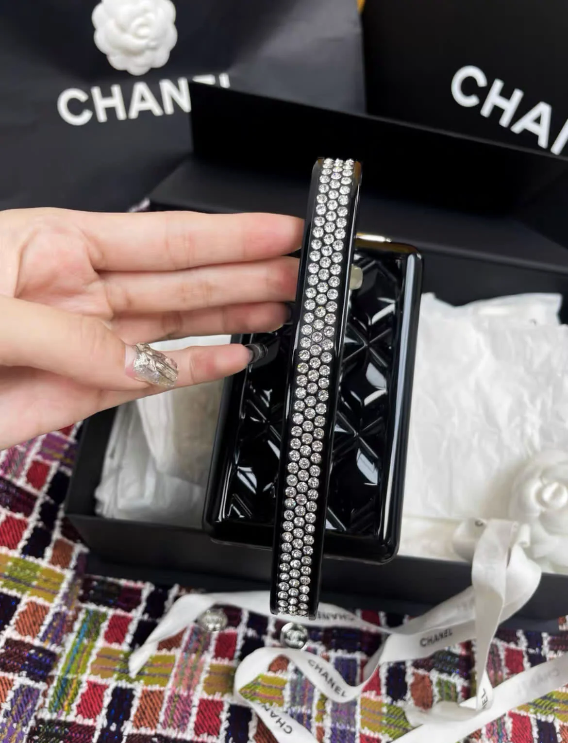 Chanel black limited edition full diamond audio bag portable chain bag - Image 5