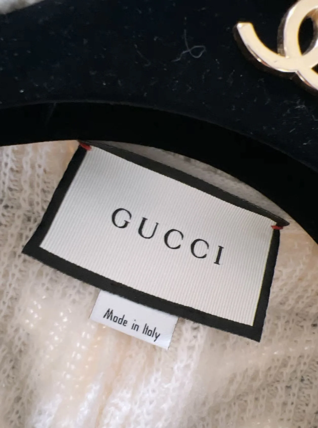 Gucci limited edition tassel wool cashmere knitted cape - Image 5