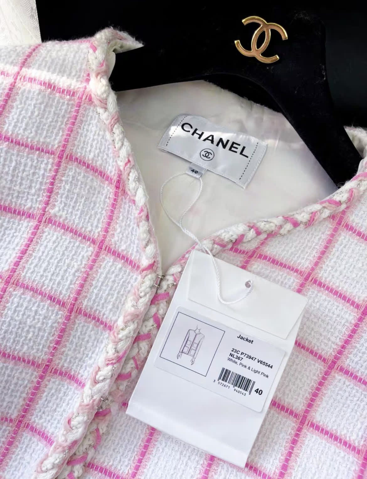 Chanel 23C pink and white four-pocket jacket - Image 4