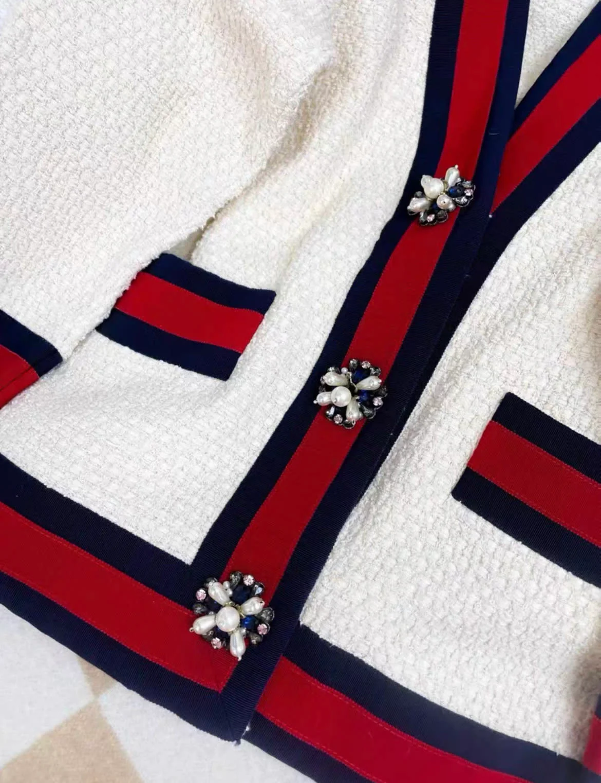 Gucci 40 size classic red and blue edge white gem button cardigan - Image 3