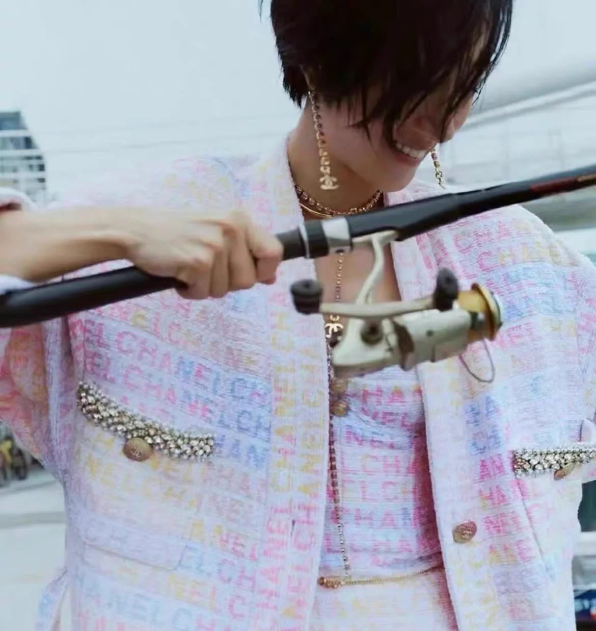 Chanel 2024 cruise multicolour pink coat - Image 5