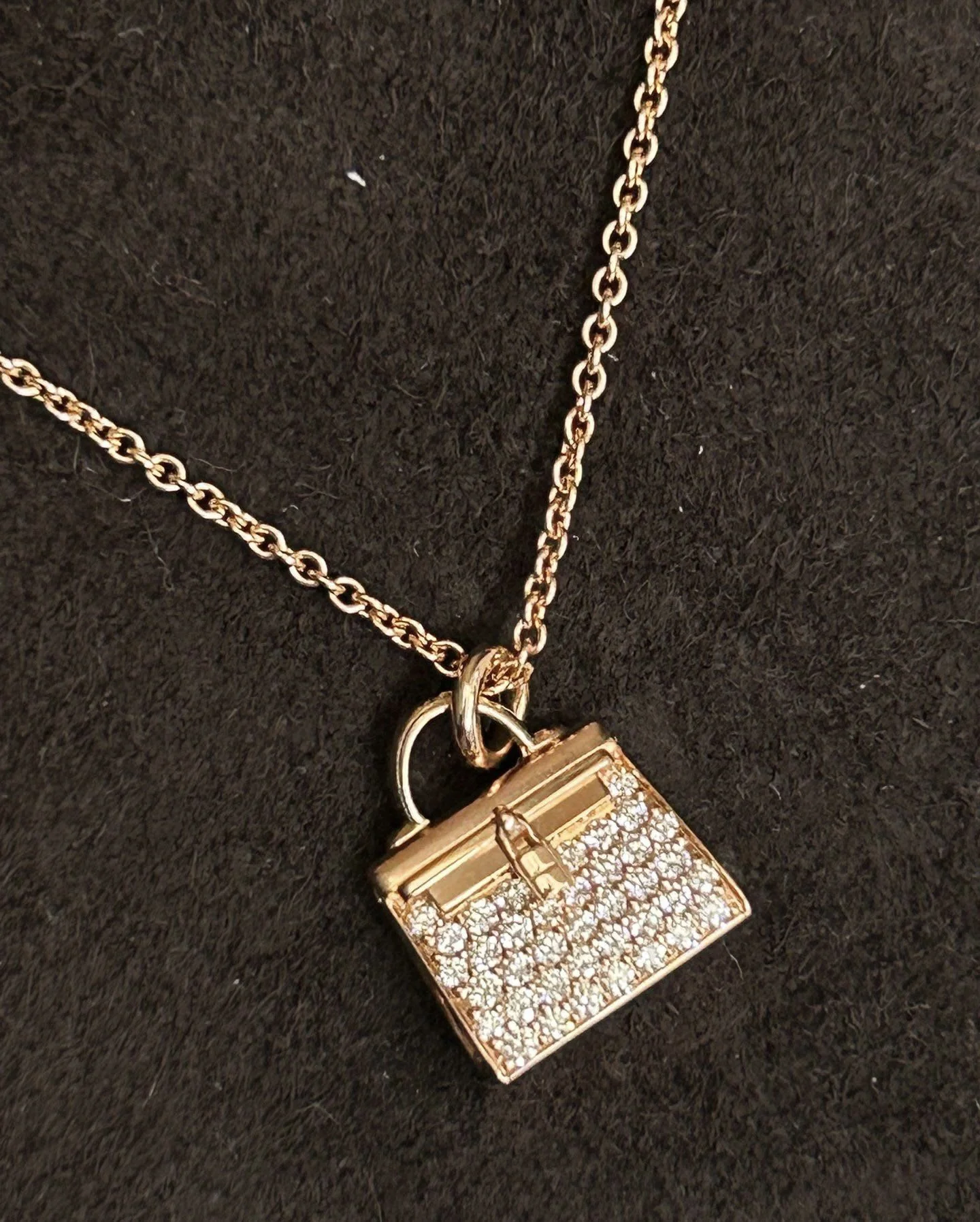 Hermes New Kelly Rose Gold Diamond Necklace - Image 4
