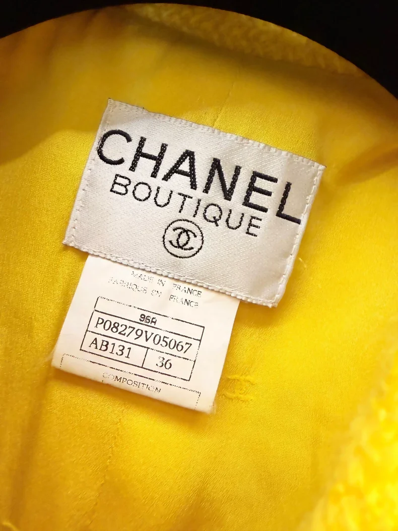 Chanel 96A Yellow Tweed Jacket - Image 6