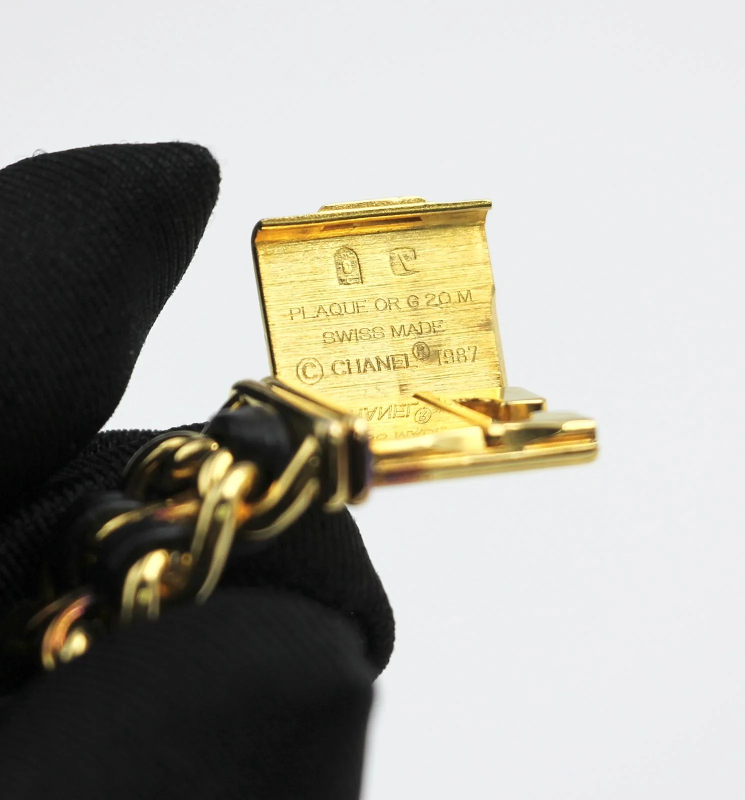 Chanel Vintage 87 Premiere Black Sugar Cube Leather Chain Watch S - Image 9