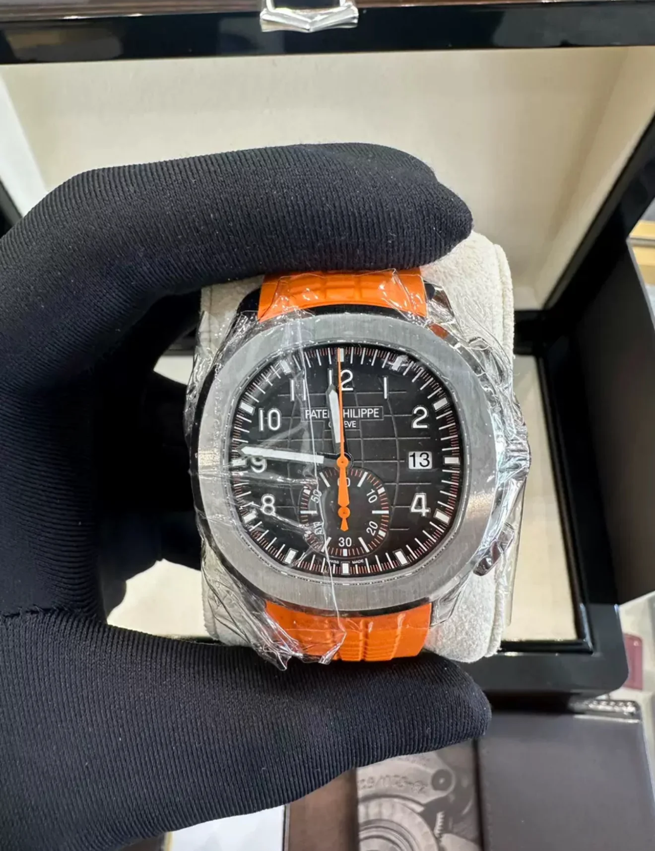 Patek Philippe 5968A Aquanaut Chronograph Orange Strap Mens Watch - Image 6